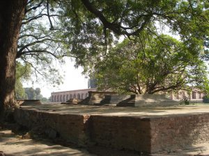 Smaller tombs at Humayun's tomb, New Delhi