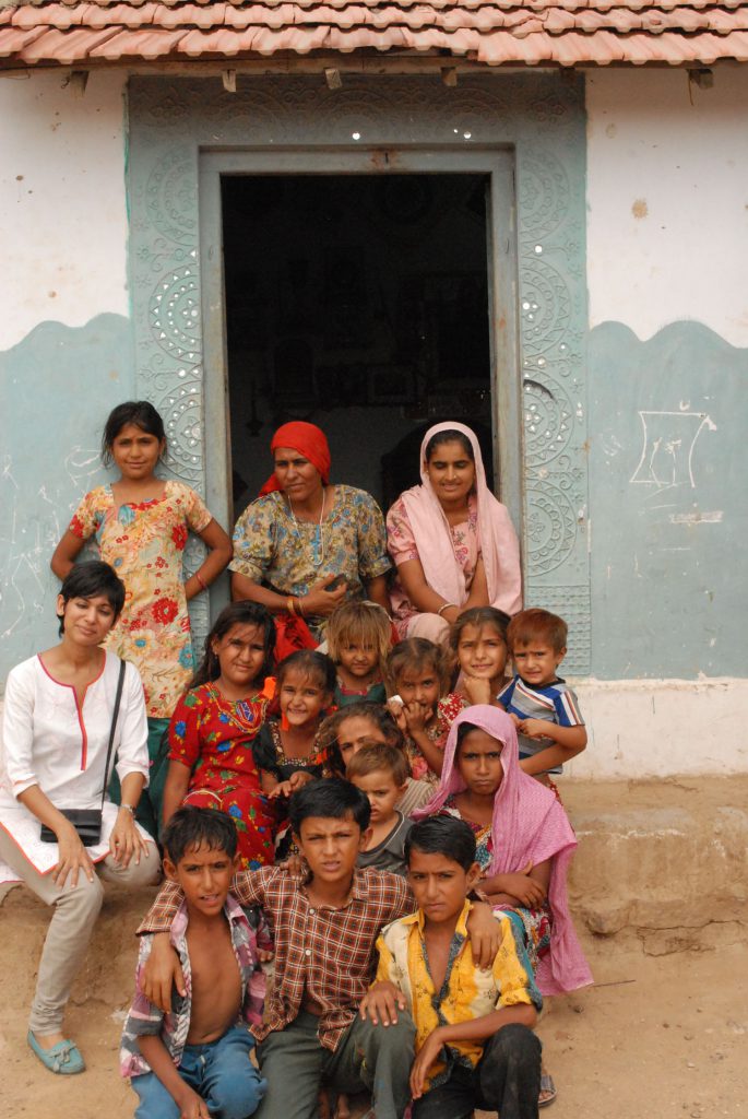 The very large family of the potter at Ludia