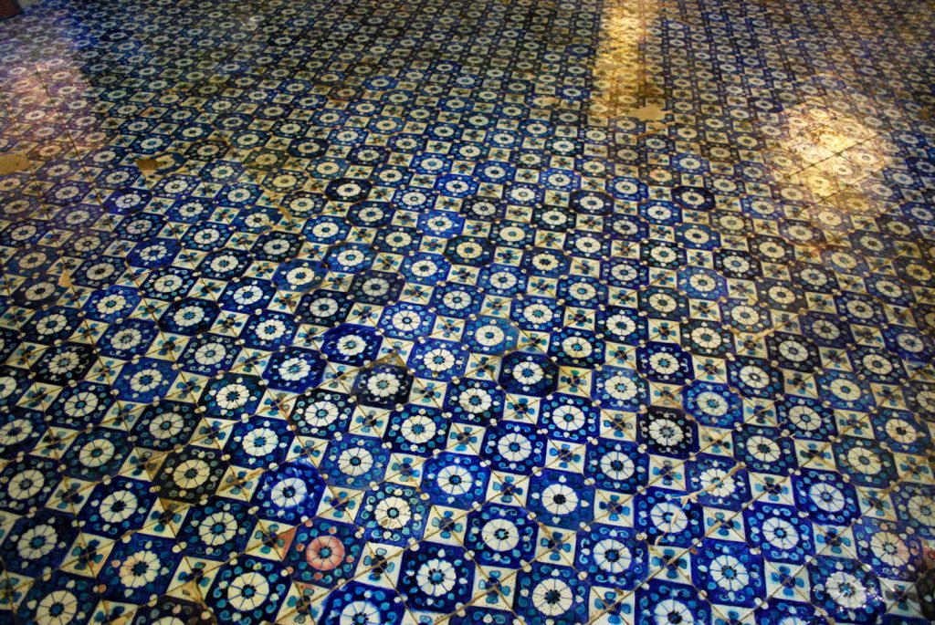 Ceramic tile flooring at Aina Mahal, Bhuj