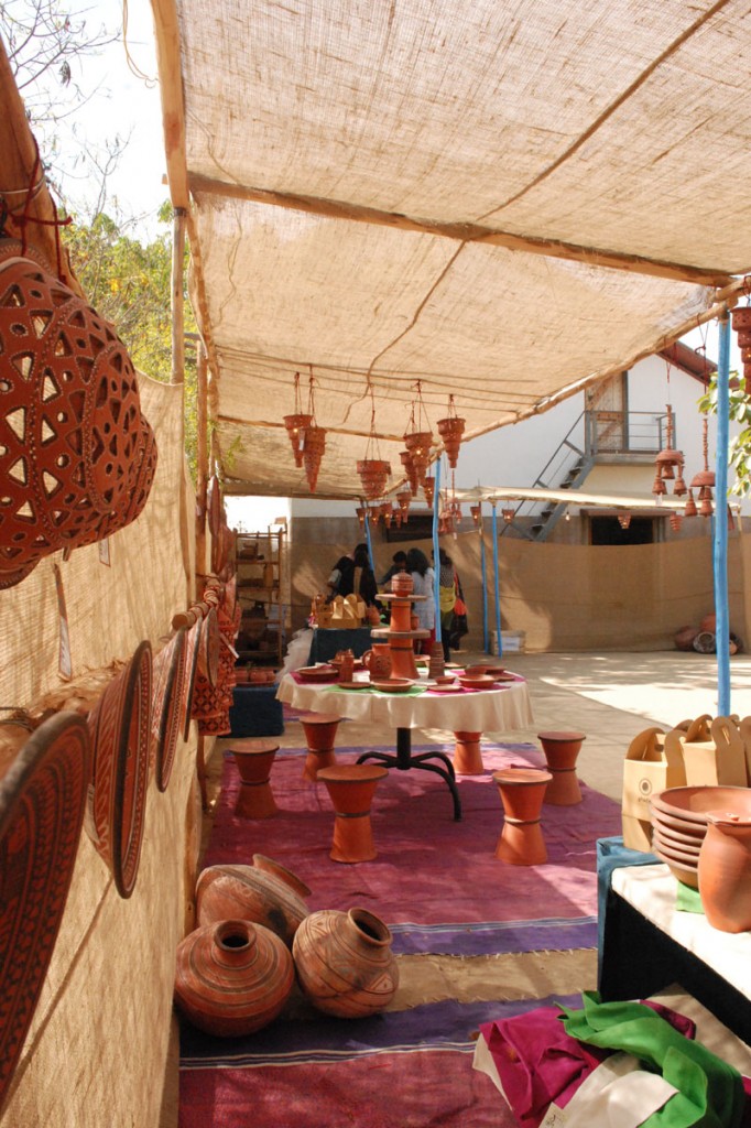 The potter's bazaar at the Ghadai event, Khamir-Kutch